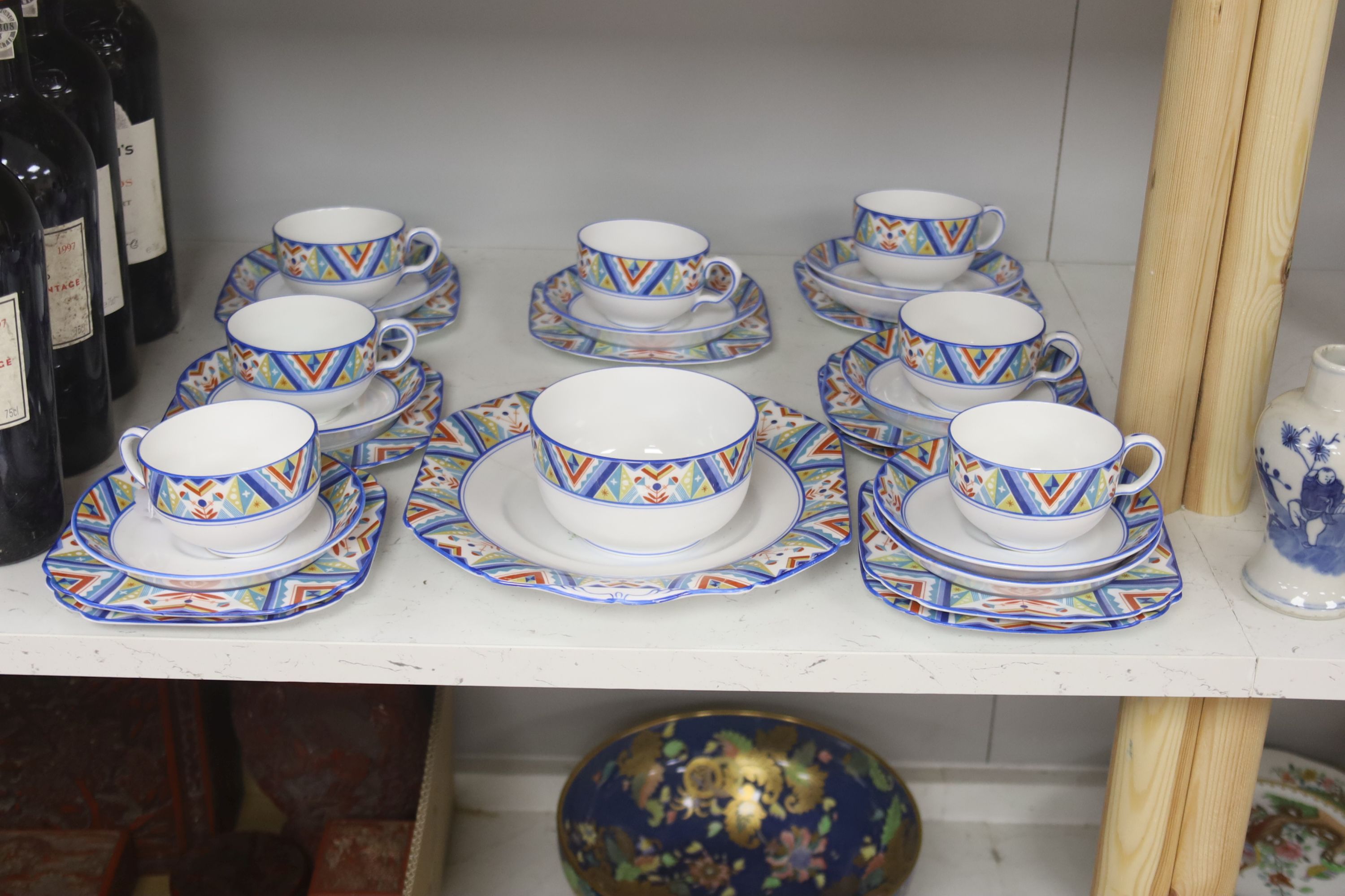 An Art Deco 'Gay' Grosvenor china 